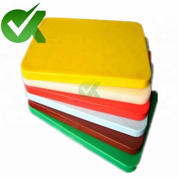 Customized HDPE cutting board with yellow feet